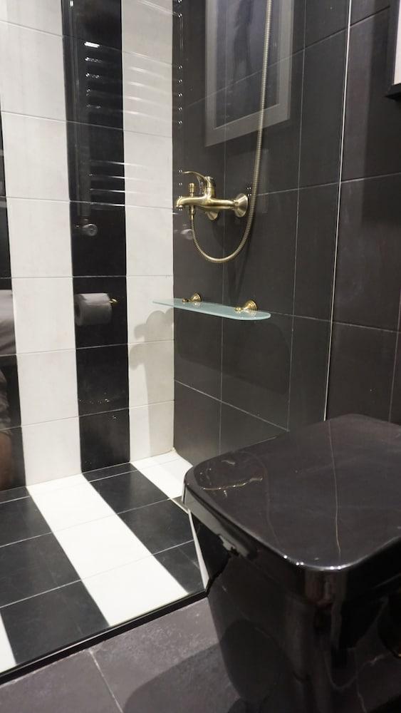 Exclusive Design Studio With Yard Ateny Zewnętrze zdjęcie