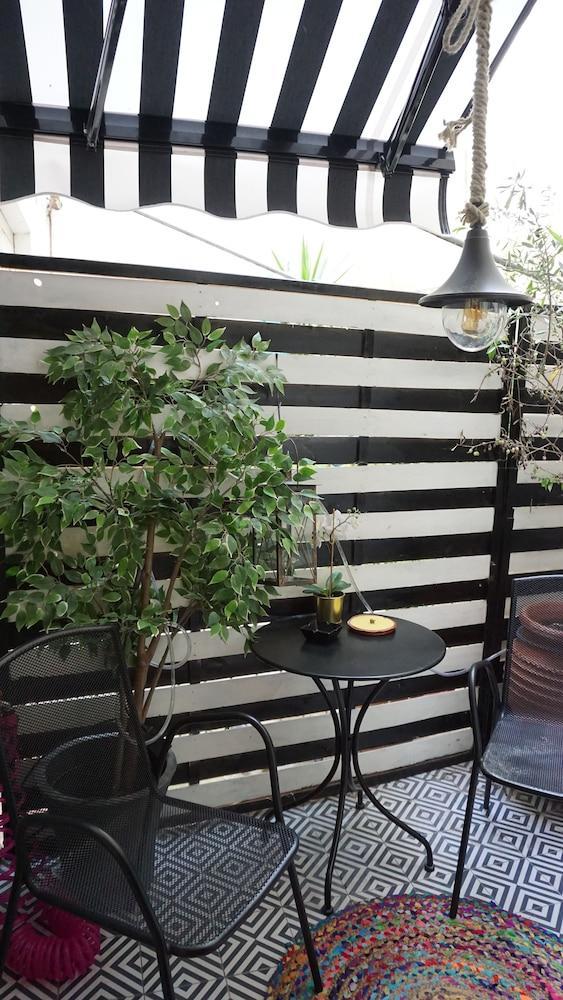 Exclusive Design Studio With Yard Ateny Zewnętrze zdjęcie
